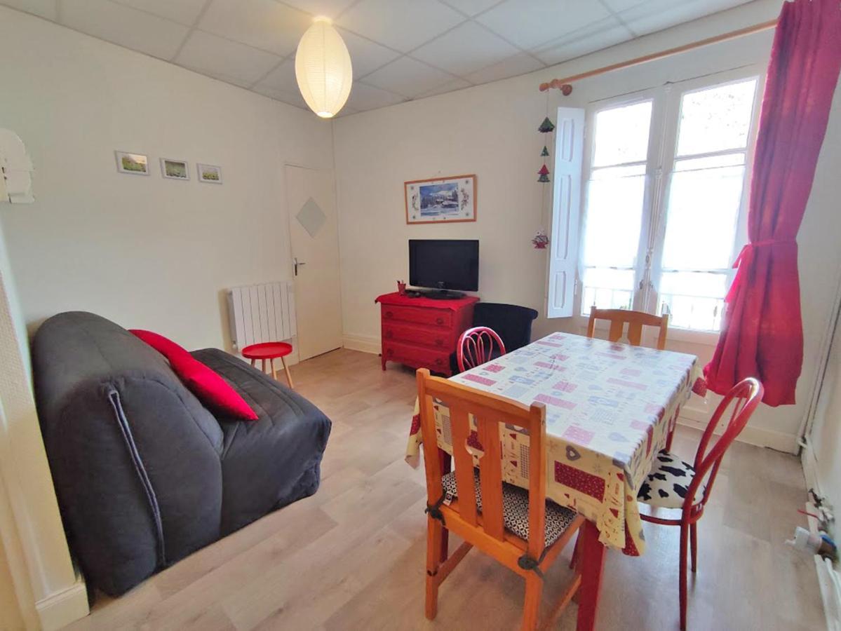 Les 3 Renards, T2 Bis, Parking, Centre Luchon, Casier A Skis, 4 Personnes Bagneres-de-Luchon Екстер'єр фото